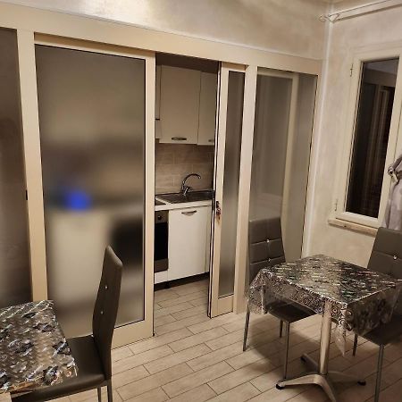 Rosilienza Suites Private Spa, Patio Garden Free Trasfer To & From Airport Fiumicino Exterior photo