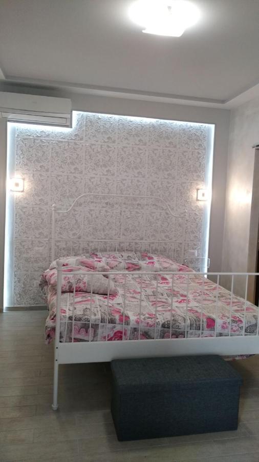 Rosilienza Suites Private Spa, Patio Garden Free Trasfer To & From Airport Fiumicino Exterior photo