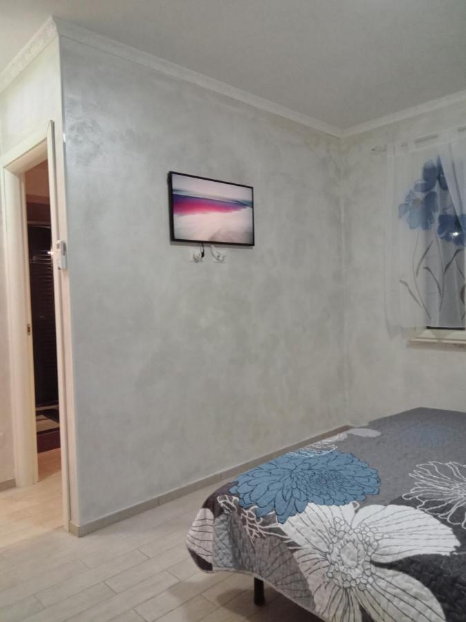 Rosilienza Suites Private Spa, Patio Garden Free Trasfer To & From Airport Fiumicino Exterior photo